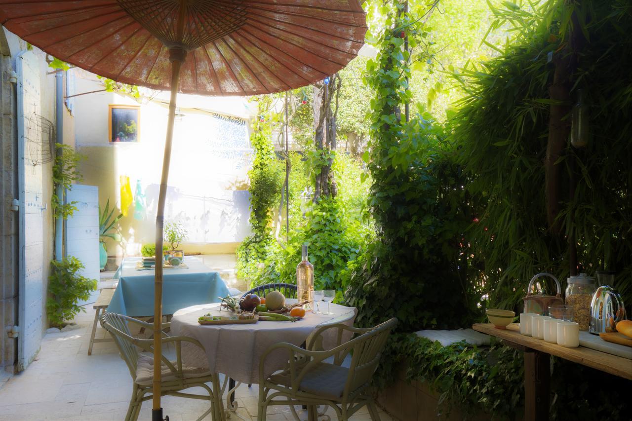 Maison D'Hotes , Ancien Hotel Des Colonnes ริเยซ์ ภายนอก รูปภาพ
